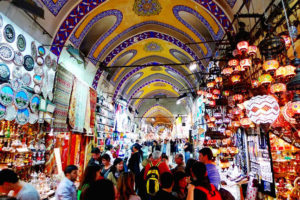 Top-10-best-markets-for-shopping-in-the-world-Grand-Bazaar-Istanbul